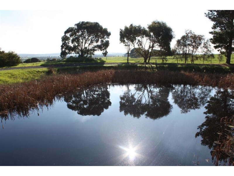 293 Inverloch Venus Bay Road, Inverloch VIC 3996