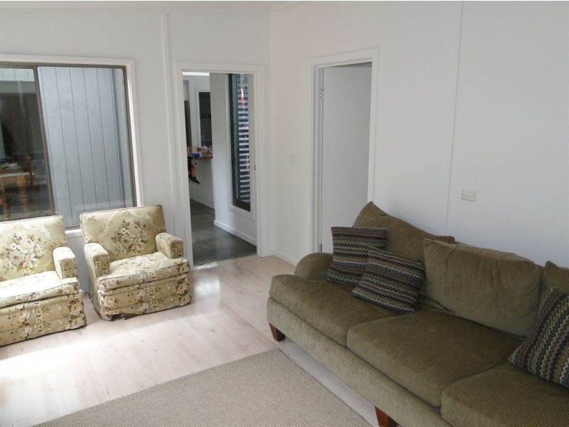 9 Fern Street, Inverloch VIC 3996