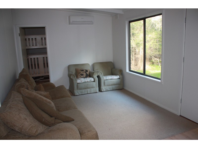 9 Fern Street, Inverloch VIC 3996