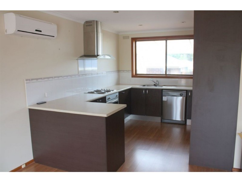 4/6-8 Powlett Street, Inverloch VIC 3996