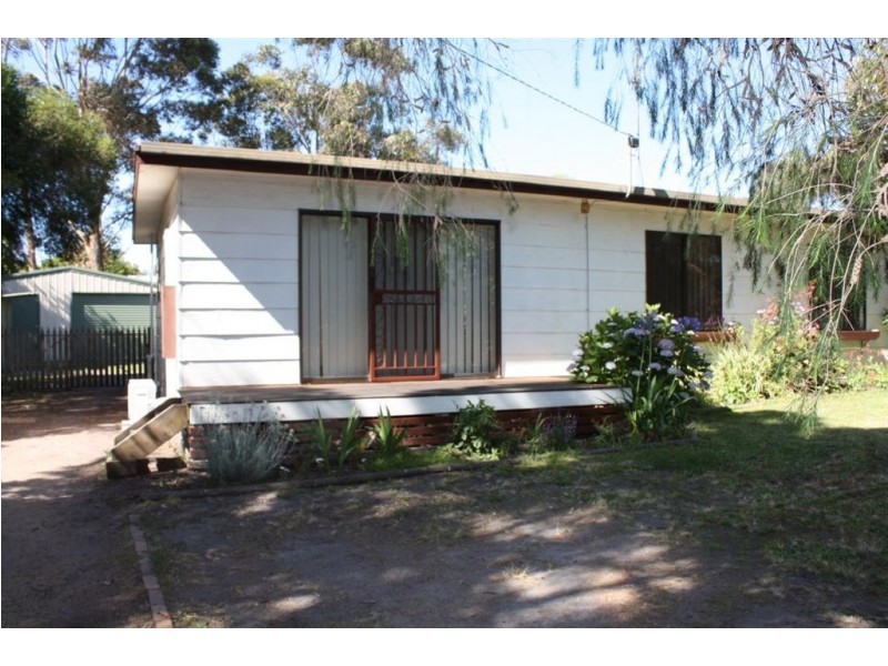 21 Bird Street, Inverloch VIC 3996