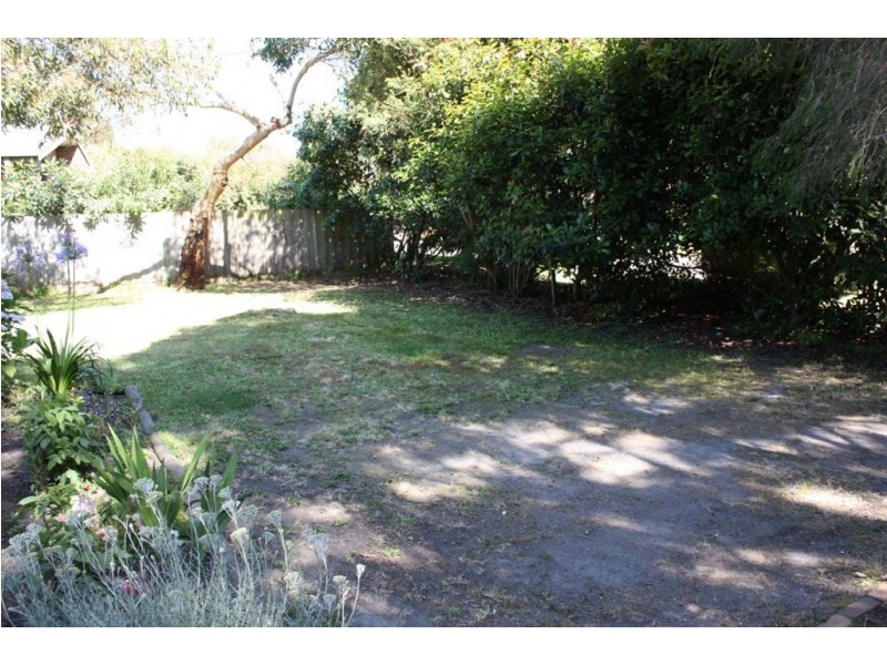 21 Bird Street, Inverloch VIC 3996