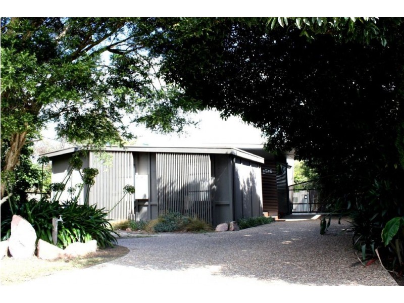 52 Bayview Avenue, Inverloch VIC 3996