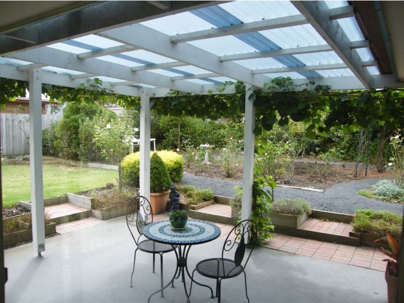 20 Chelsea Square, Inverloch VIC 3996