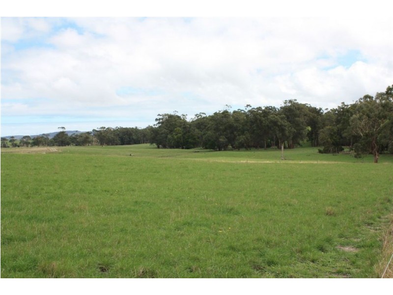35 Pyles Road, Meeniyan VIC 3956