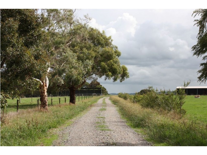 35 Pyles Road, Meeniyan VIC 3956