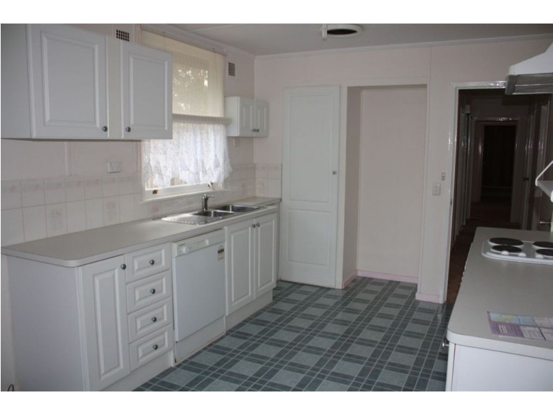 55 Williams Street, Inverloch VIC 3996