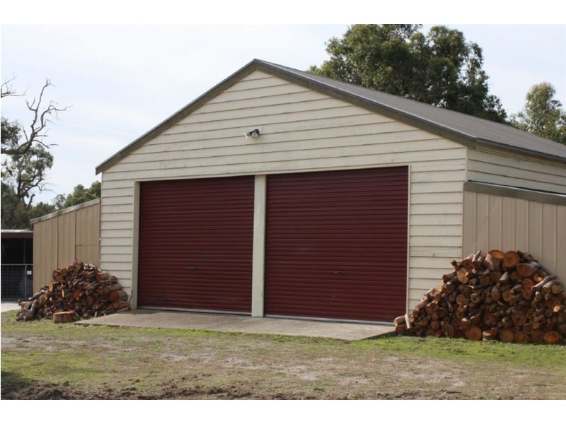 5 Daniels Road, Wattle Bank VIC 3995