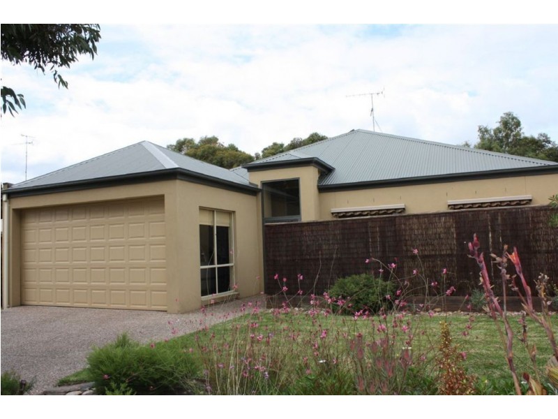 7 Bunurong Court, Inverloch VIC 3996