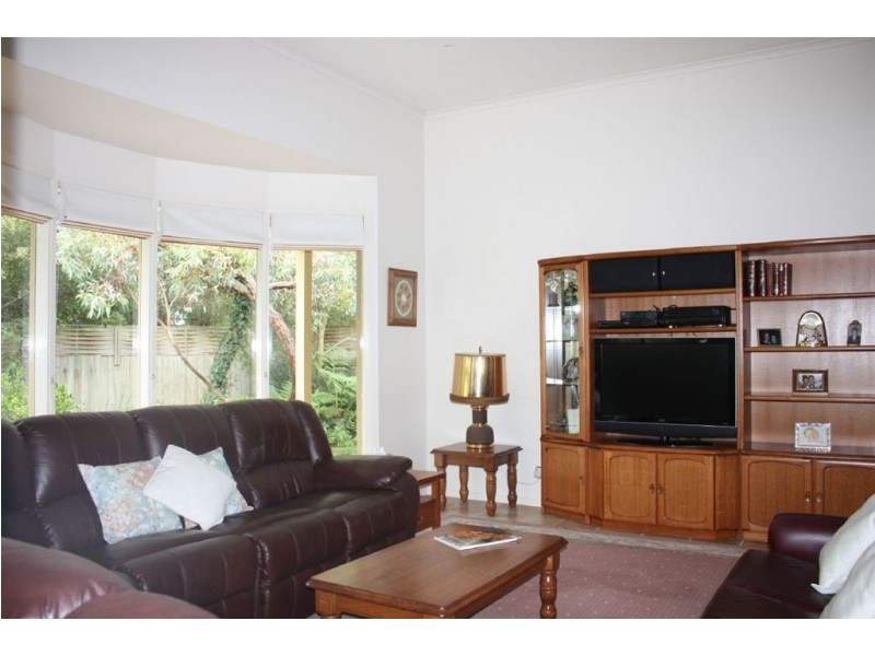 7 Bunurong Court, Inverloch VIC 3996