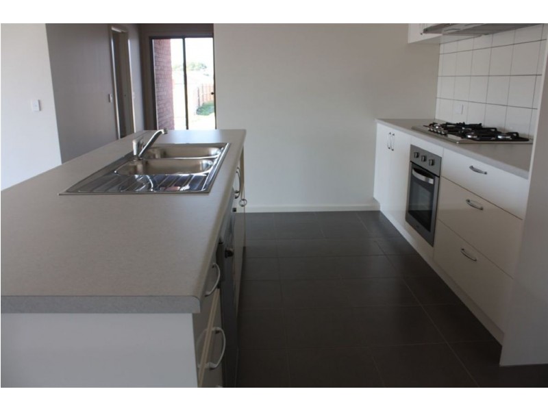 6 Lavender Place, Inverloch VIC 3996