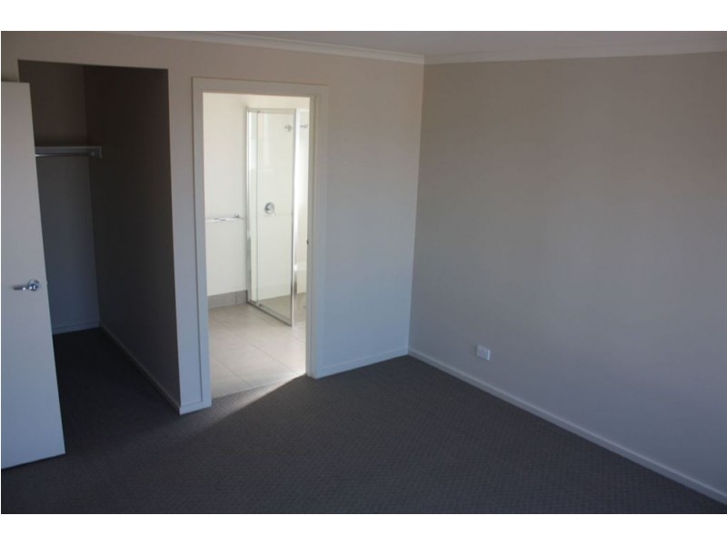 6 Lavender Place, Inverloch VIC 3996