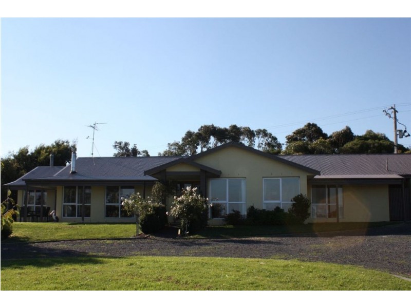 301 Inverloch Venus Bay Road, Inverloch VIC 3996