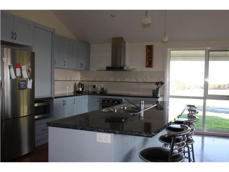 301 Inverloch Venus Bay Road, Inverloch VIC 3996