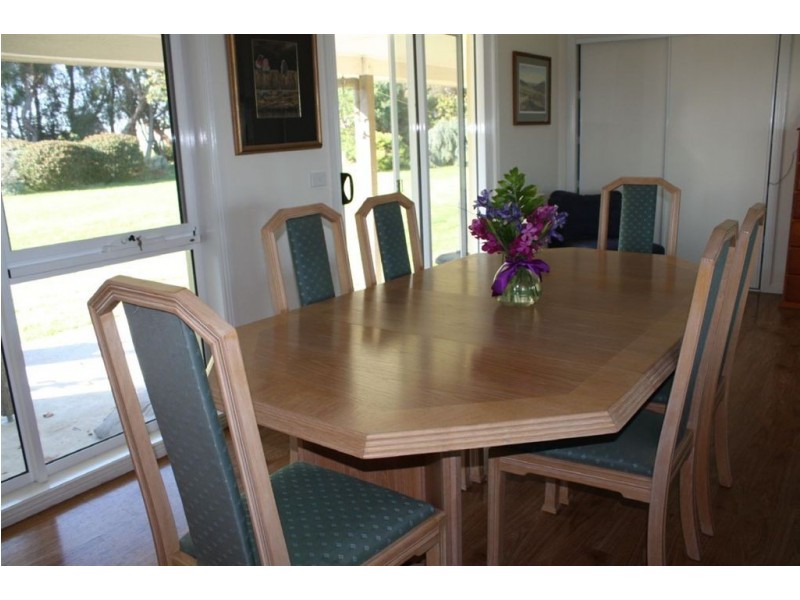 301 Inverloch Venus Bay Road, Inverloch VIC 3996