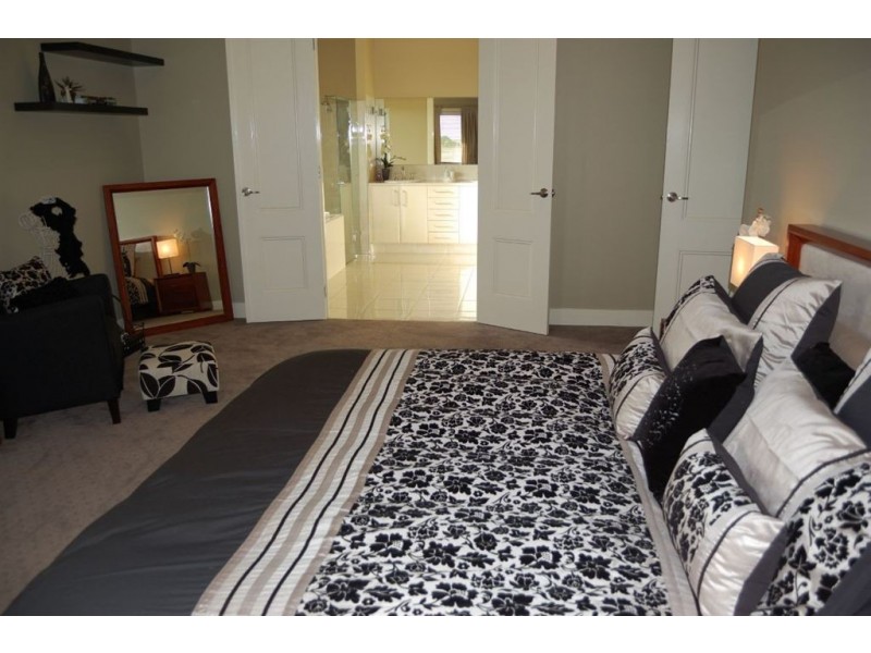 51 McCraws Road, Wattle Bank VIC 3995