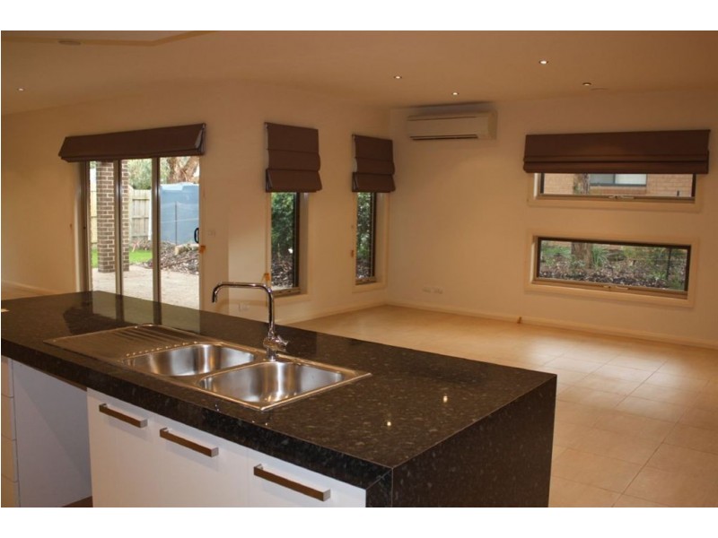 10 Correa Place, Inverloch VIC 3996