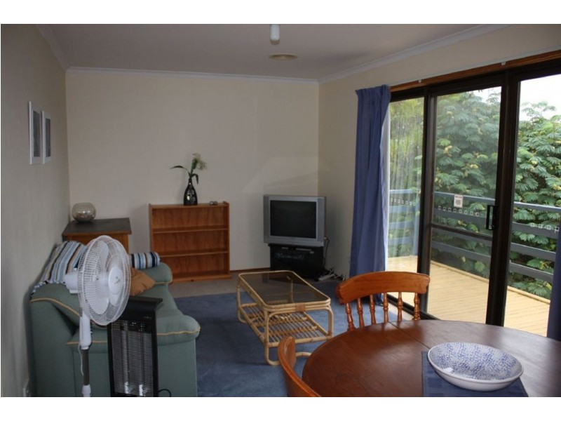 7 Scarborough Street, Inverloch VIC 3996