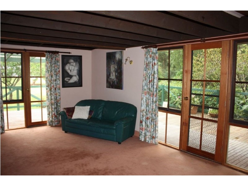 4 Francis Court, Foster VIC 3960