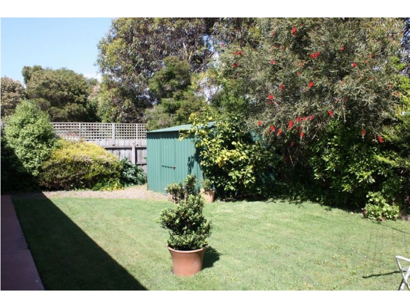4 Chelsea Square, Inverloch VIC 3996