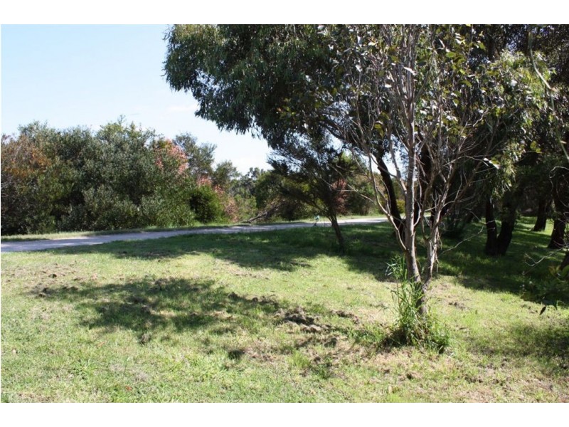 4 Chelsea Square, Inverloch VIC 3996