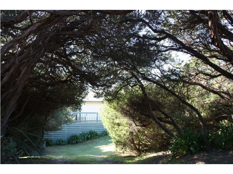 9 George Street, Venus Bay VIC 3956