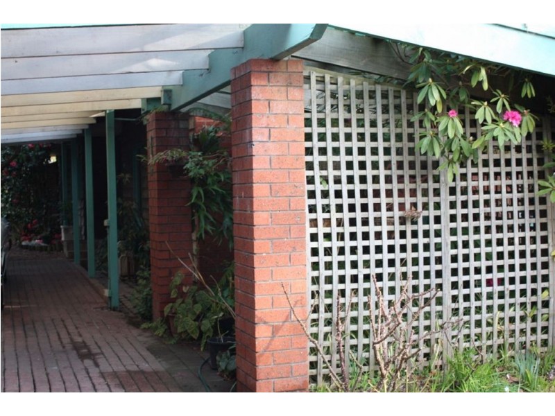 43 Wonthaggi Road, Inverloch VIC 3996