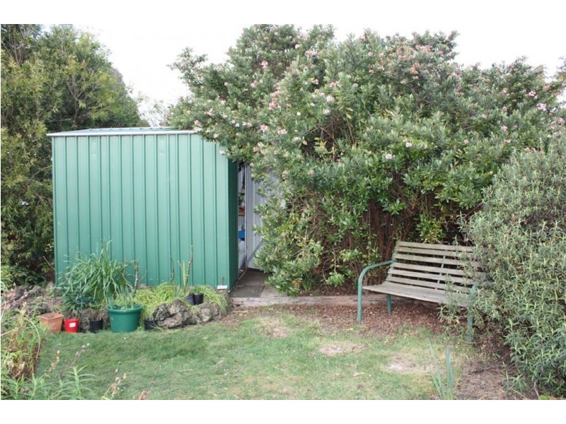 43 Wonthaggi Road, Inverloch VIC 3996