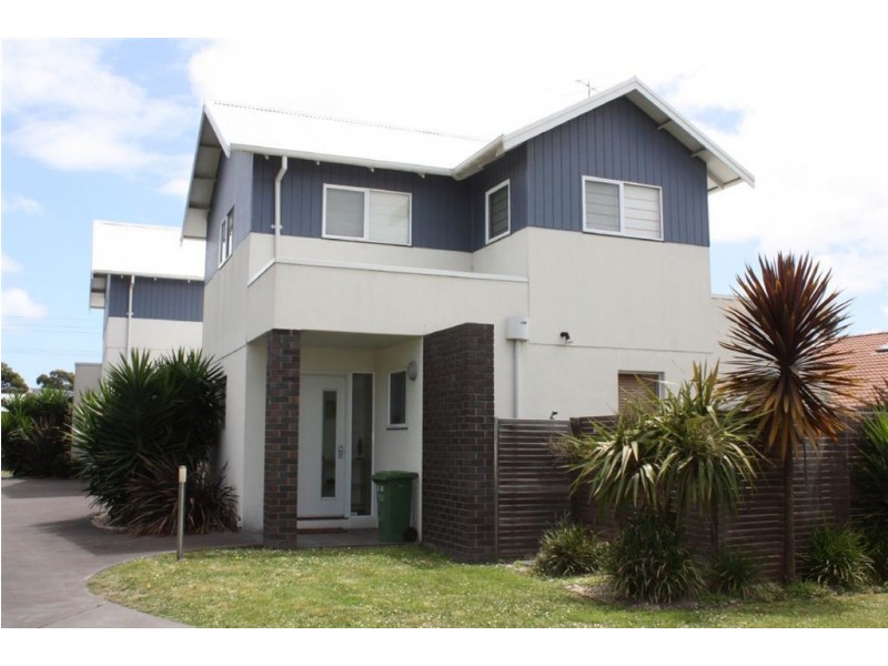 2/24 Cuttriss Street, Inverloch VIC 3996