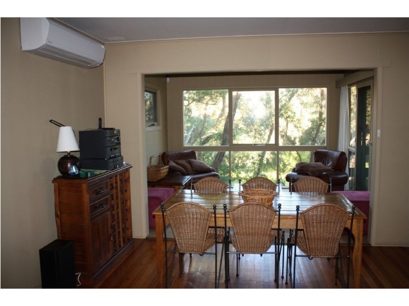 132 Surf Parade, Inverloch VIC 3996