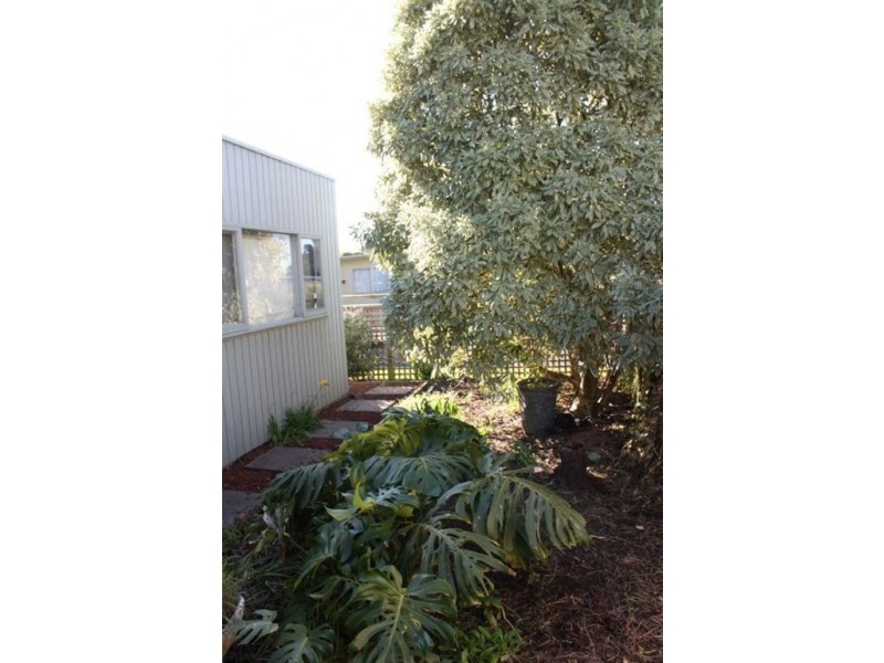 7 Sandy Mount Avenue, Inverloch VIC 3996