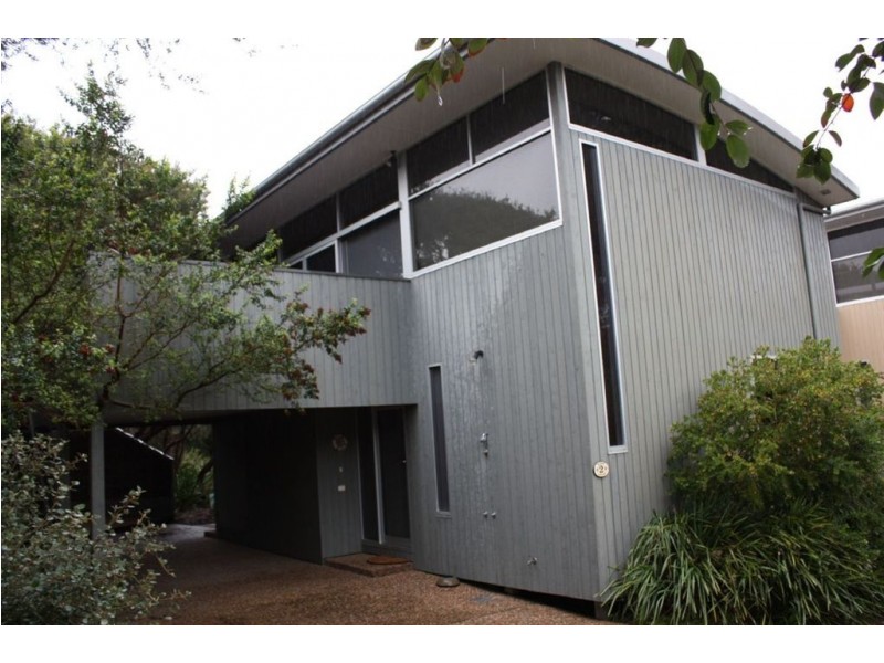 2 Sand Court, Inverloch VIC 3996