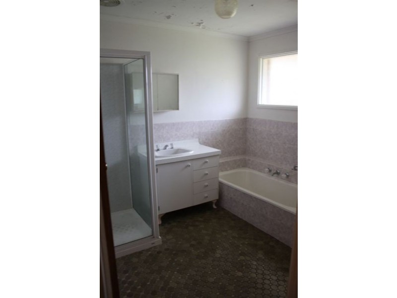 17 Kathryn Close, Inverloch VIC 3996