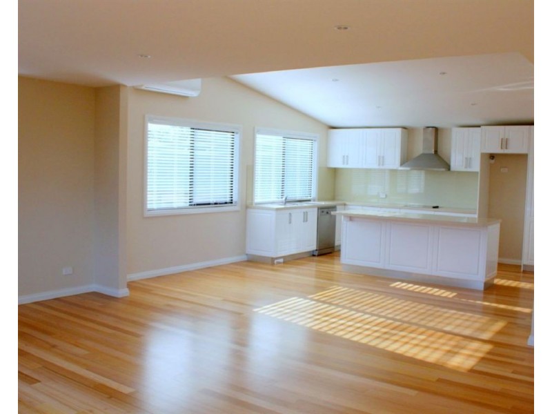 6a Russell Street, Inverloch VIC 3996