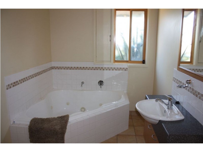 101 Toorak Road, Inverloch VIC 3996