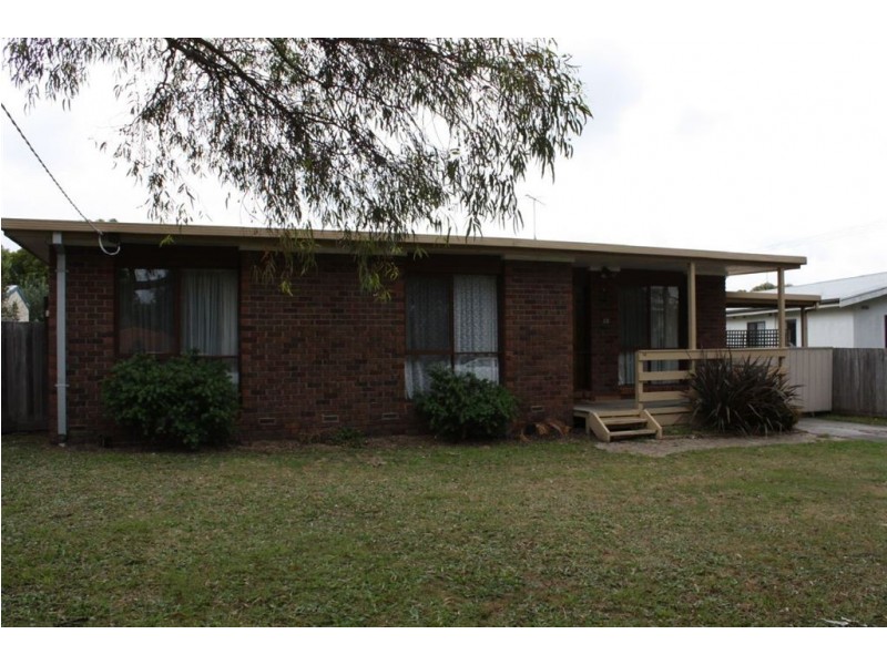 13 John Street, Inverloch VIC 3996