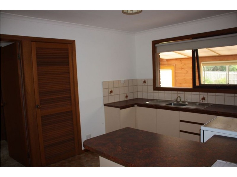 13 John Street, Inverloch VIC 3996