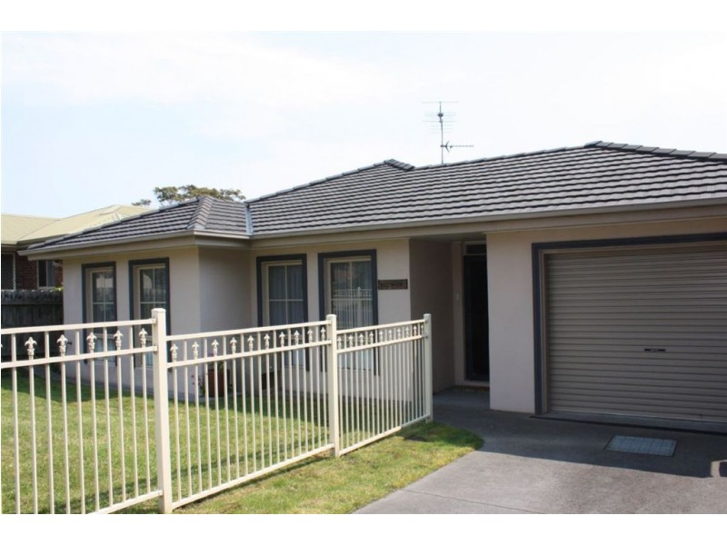 20 Golf Street, Inverloch VIC 3996