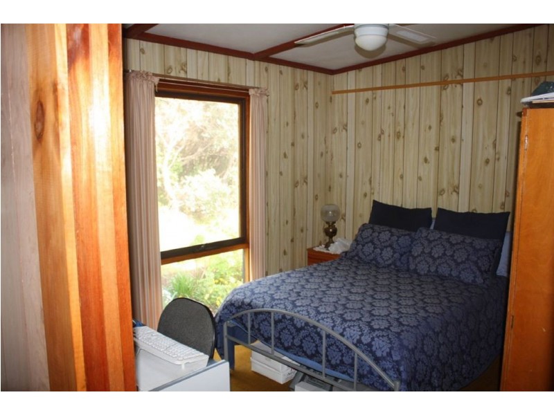 11 McIndoe Avenue, Venus Bay VIC 3956