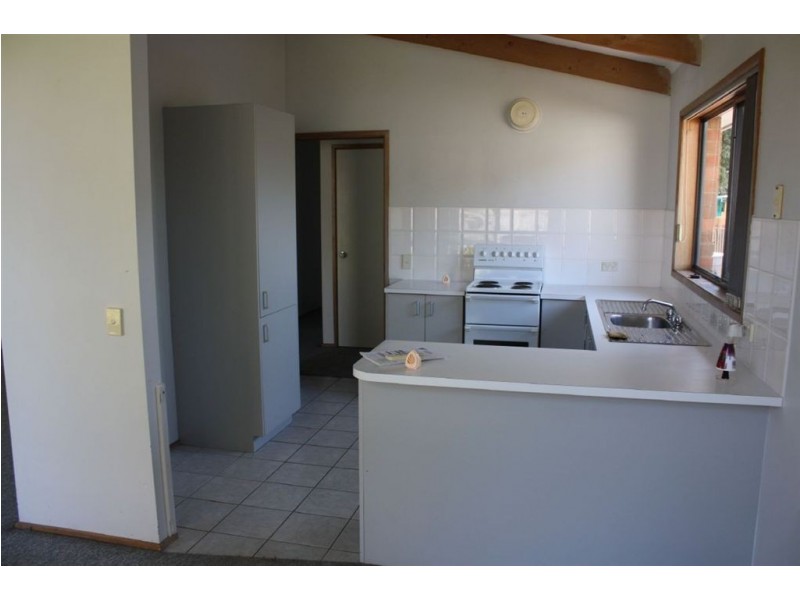 3 Kenways Court, Inverloch VIC 3996