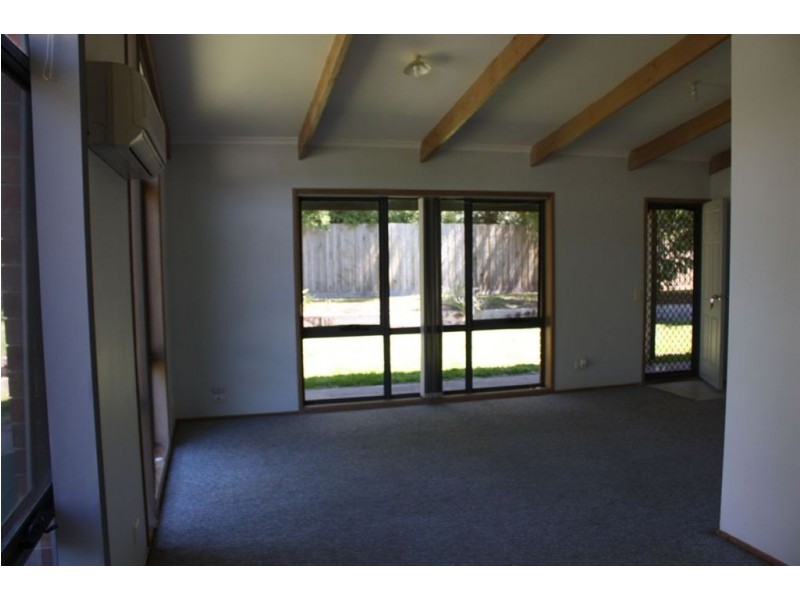 3 Kenways Court, Inverloch VIC 3996