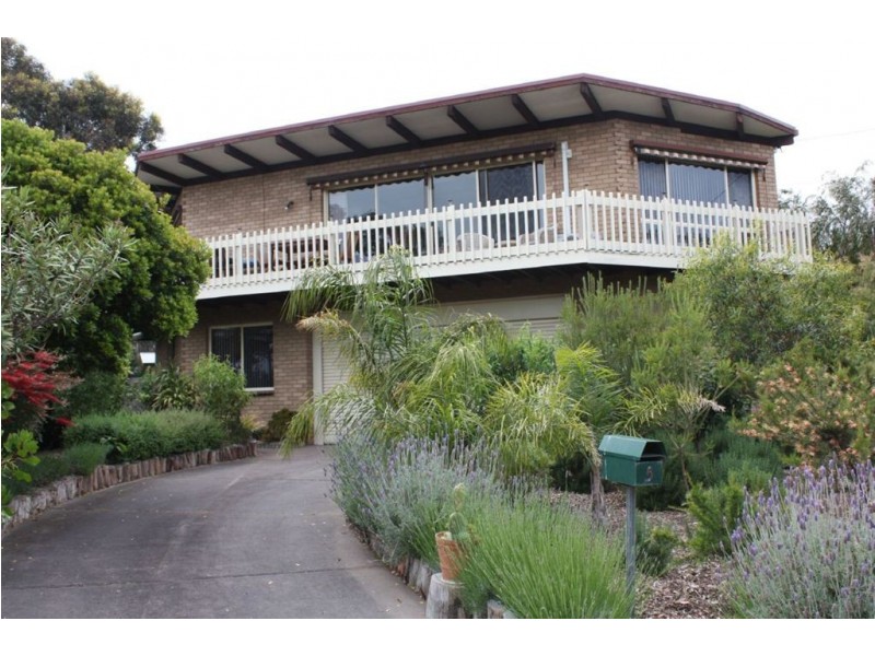 5 Sunseeker Court, Cowes VIC 3922