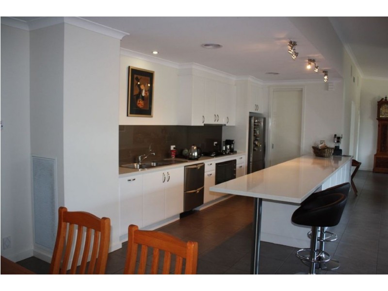 76 Beachcomber Drive, Inverloch VIC 3996