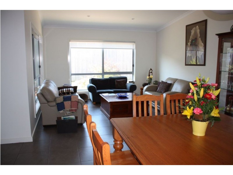 76 Beachcomber Drive, Inverloch VIC 3996