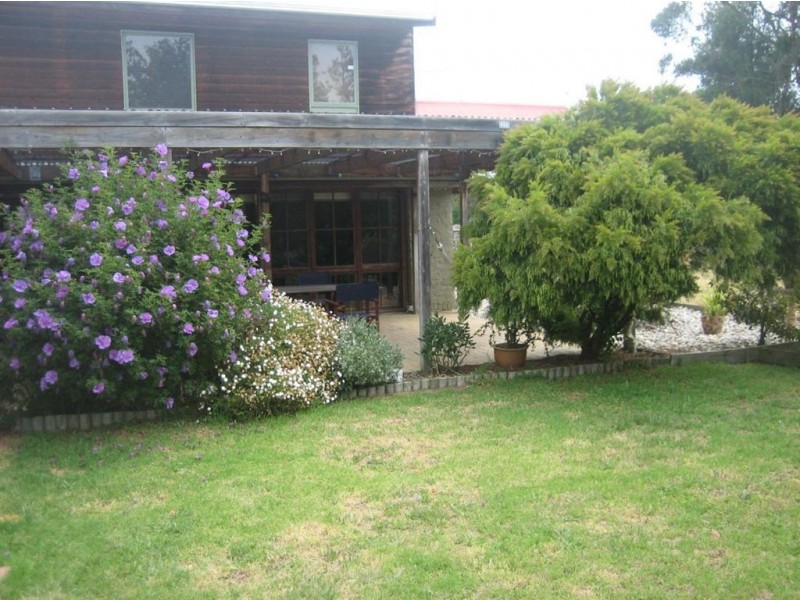 10 Jenkins Street, Venus Bay VIC 3956