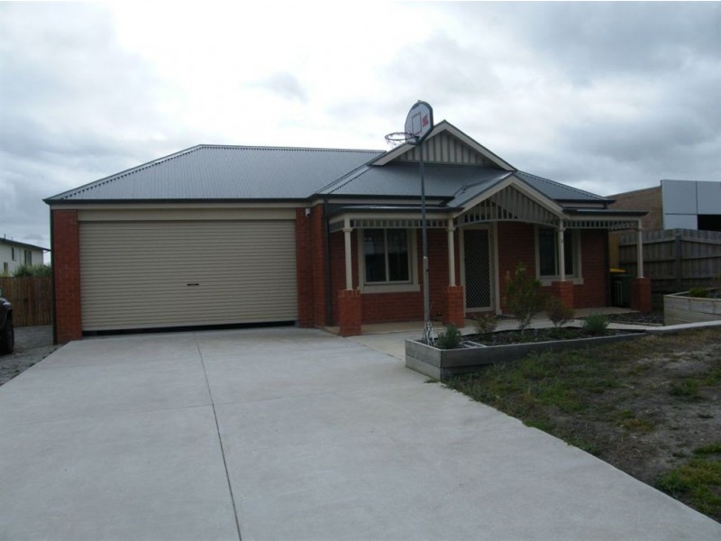 3 Couta Court, Inverloch VIC 3996