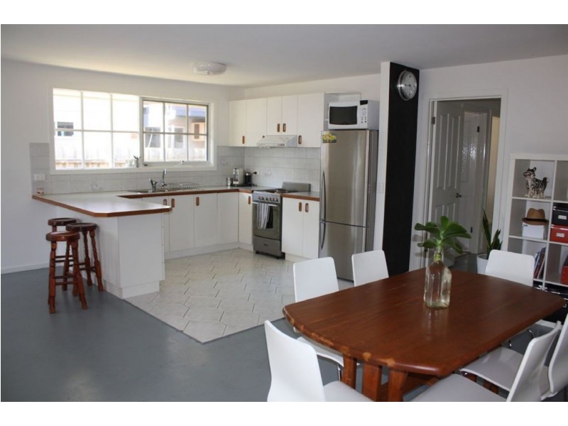 109 Toorak Road, Inverloch VIC 3996
