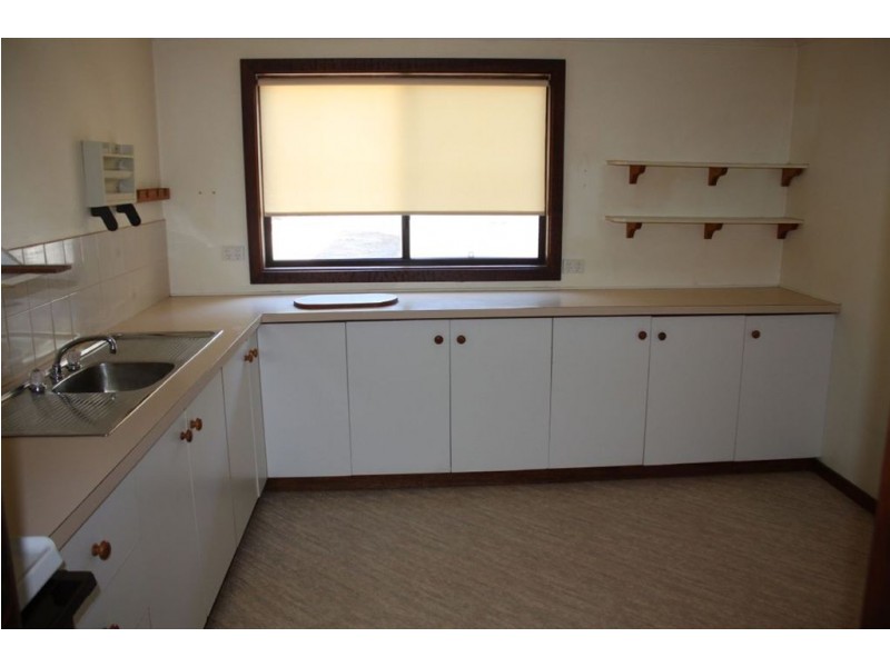 33 Halford Street, Inverloch VIC 3996