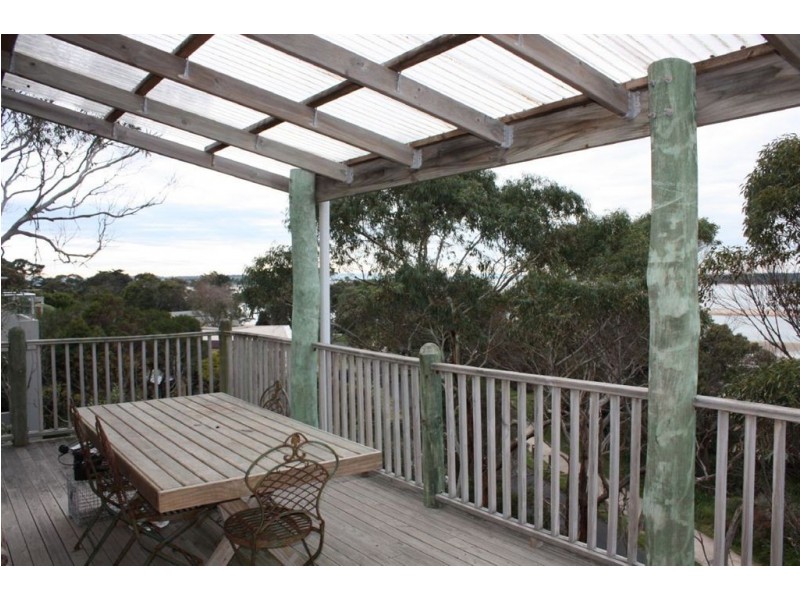 5 Ocean View Court, Inverloch VIC 3996