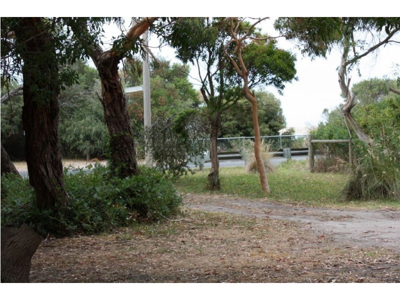 126 Ramsey Boulevard, Inverloch VIC 3996